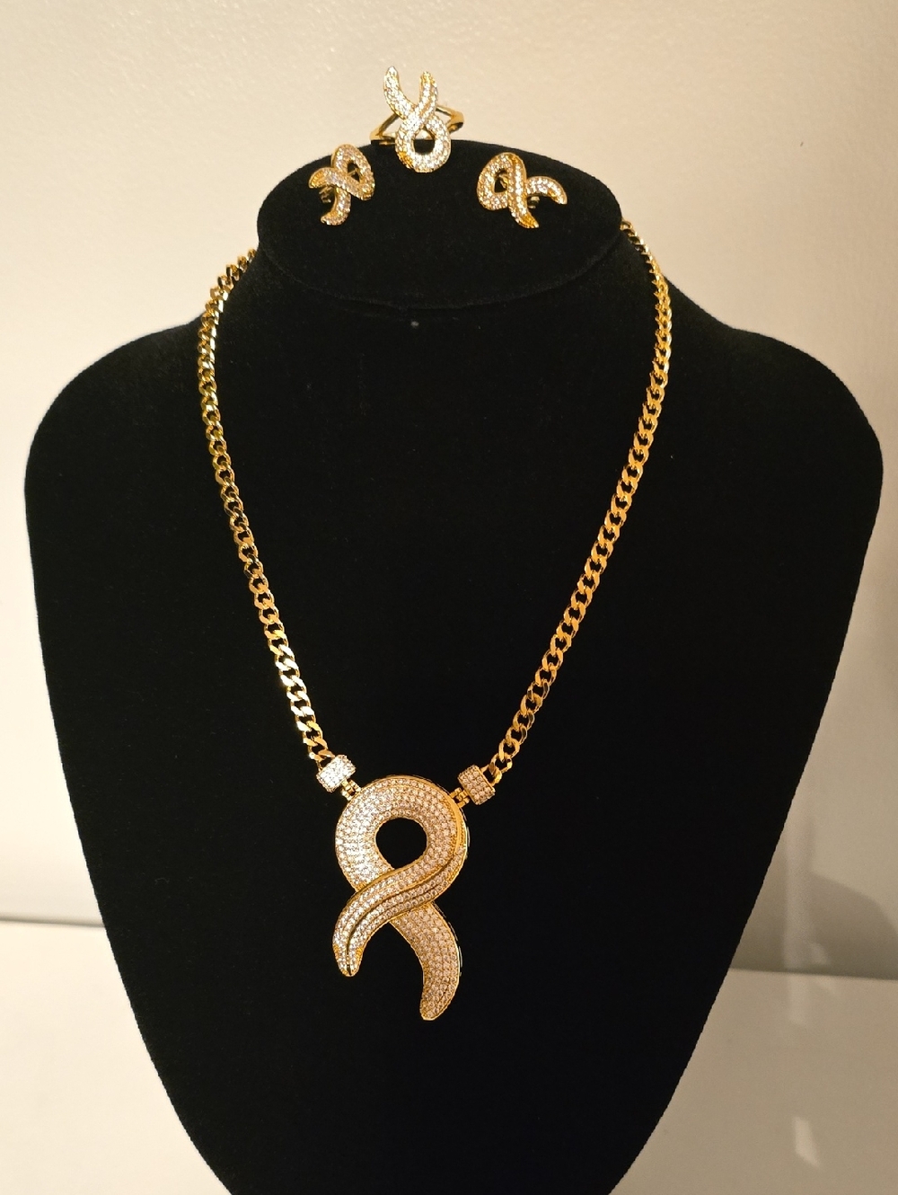 Gold Ribbon Pendant Necklace and Earring Set - Gold
